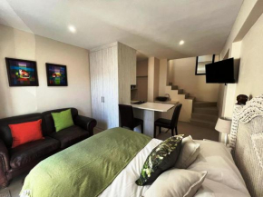Sea la Vie Self Catering Apartment